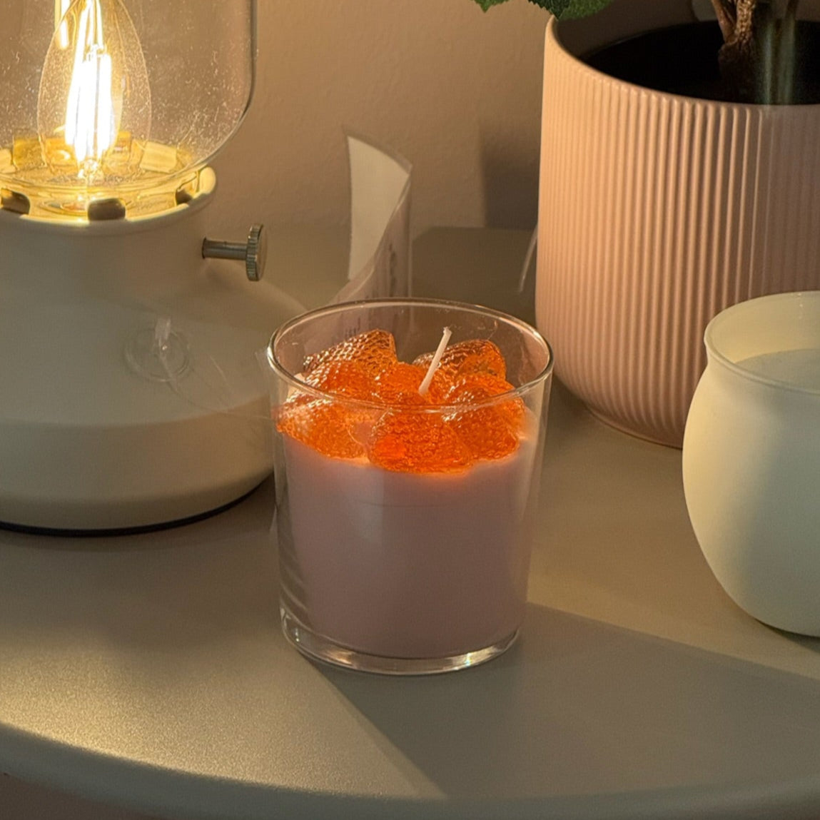 VELA STRAWBERRY CREAM